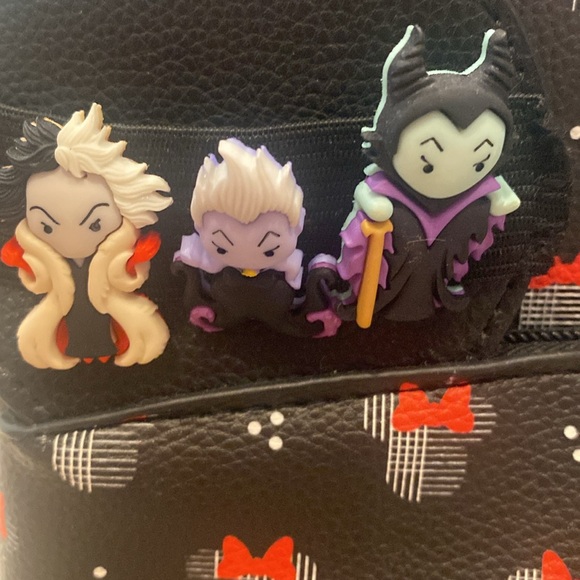 💕Disney Backpack💕 - Picture 2 of 6